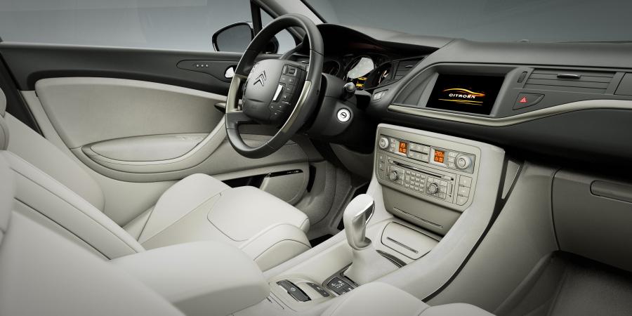 Citroen C5 2007 года  (фото 2 из 133)